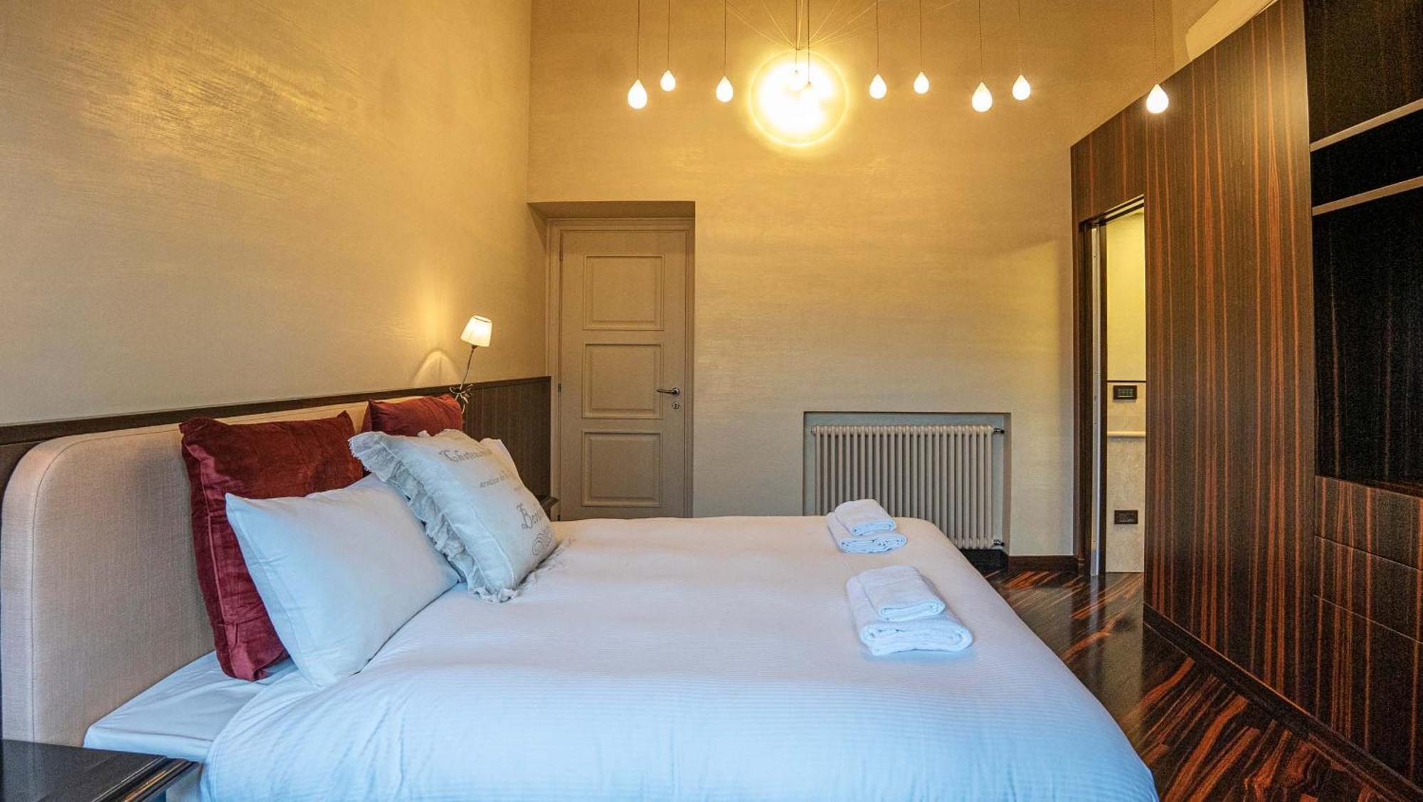 Piazza Venezia Charming Apartments With View ローマ エクステリア 写真
