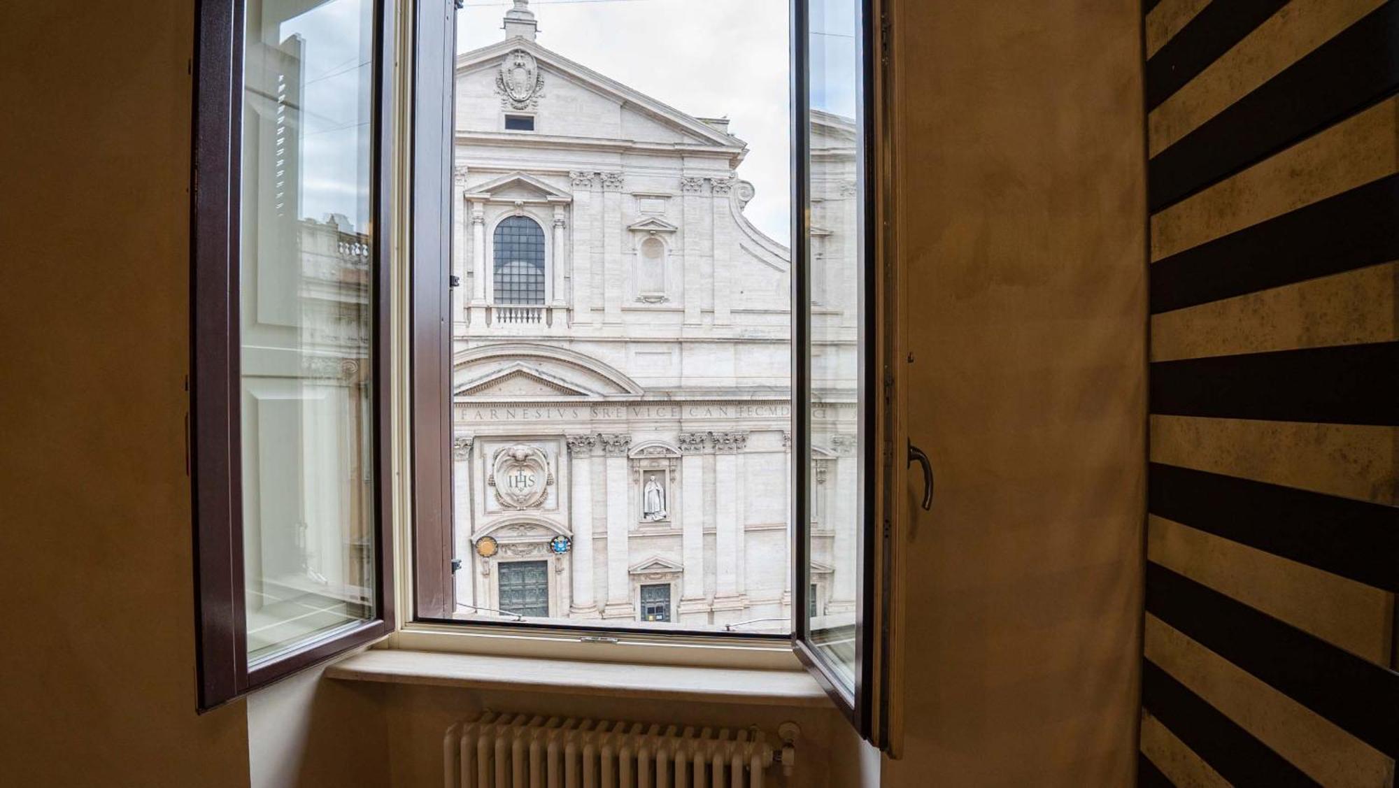 Piazza Venezia Charming Apartments With View ローマ エクステリア 写真