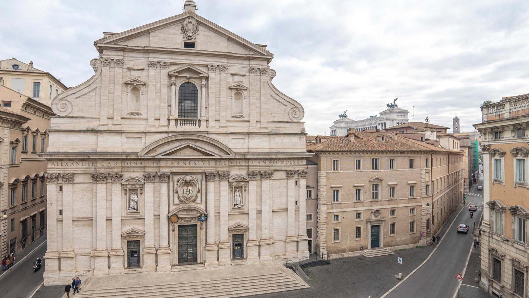 Piazza Venezia Charming Apartments With View ローマ エクステリア 写真