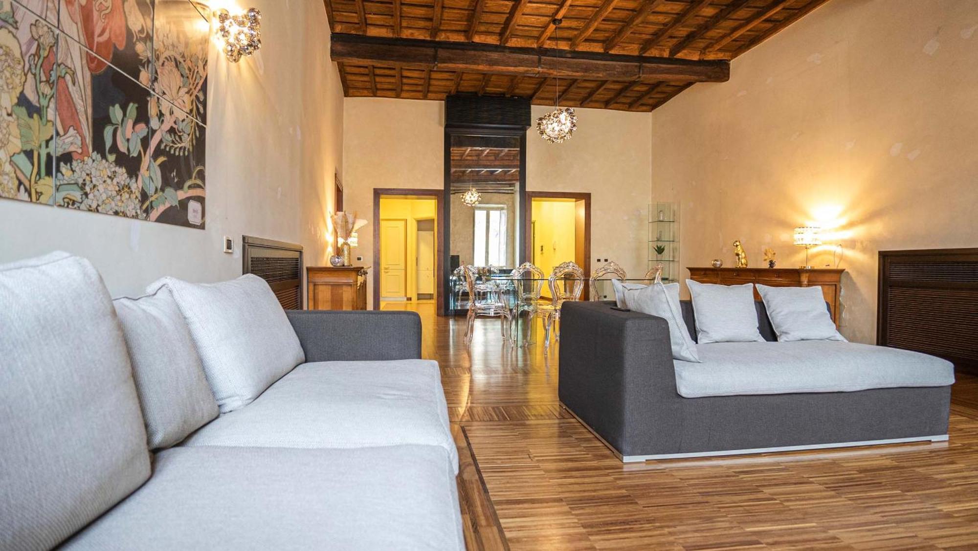 Piazza Venezia Charming Apartments With View ローマ エクステリア 写真